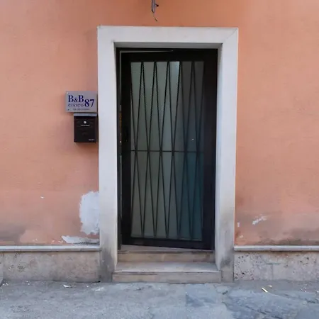 Bed & Breakfast Civico 87 *